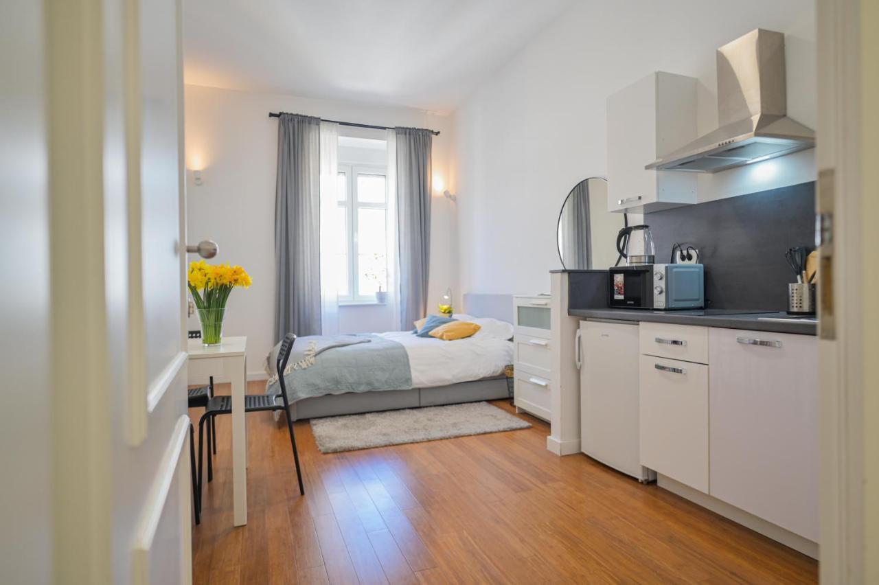 Berry Berry Studio Apartment Zagreb Ngoại thất bức ảnh
