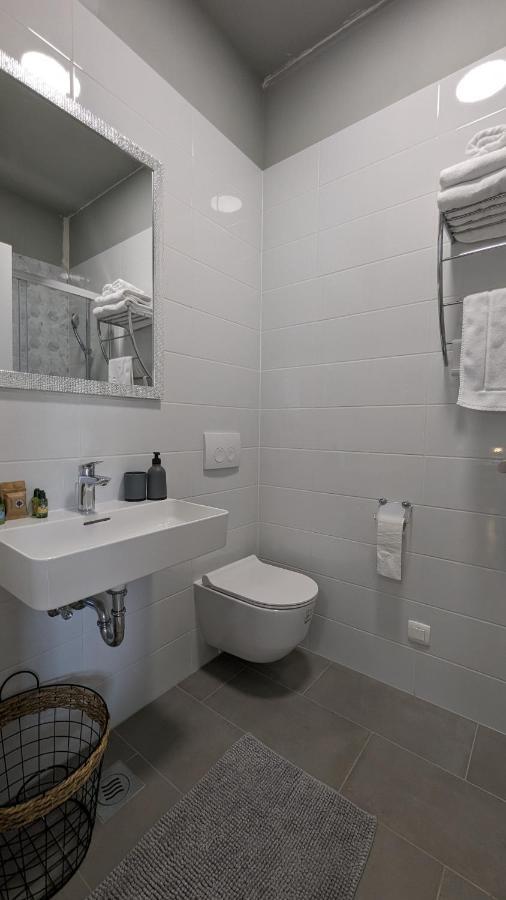 Berry Berry Studio Apartment Zagreb Ngoại thất bức ảnh